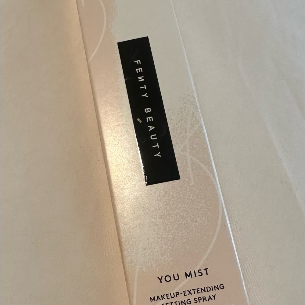 Fenty Beauty Makeup-Extending Setting Spray